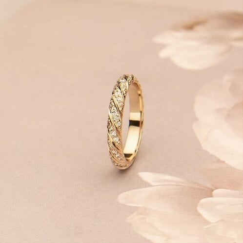 Women's Engagement Gold Plated Ring Golden in Nashik at ₹ 15,000 - Main Image