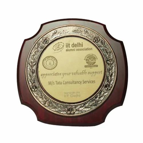 Wooden Momento Award in Malappuram at ₹ 200 ₹ 300 Pc by