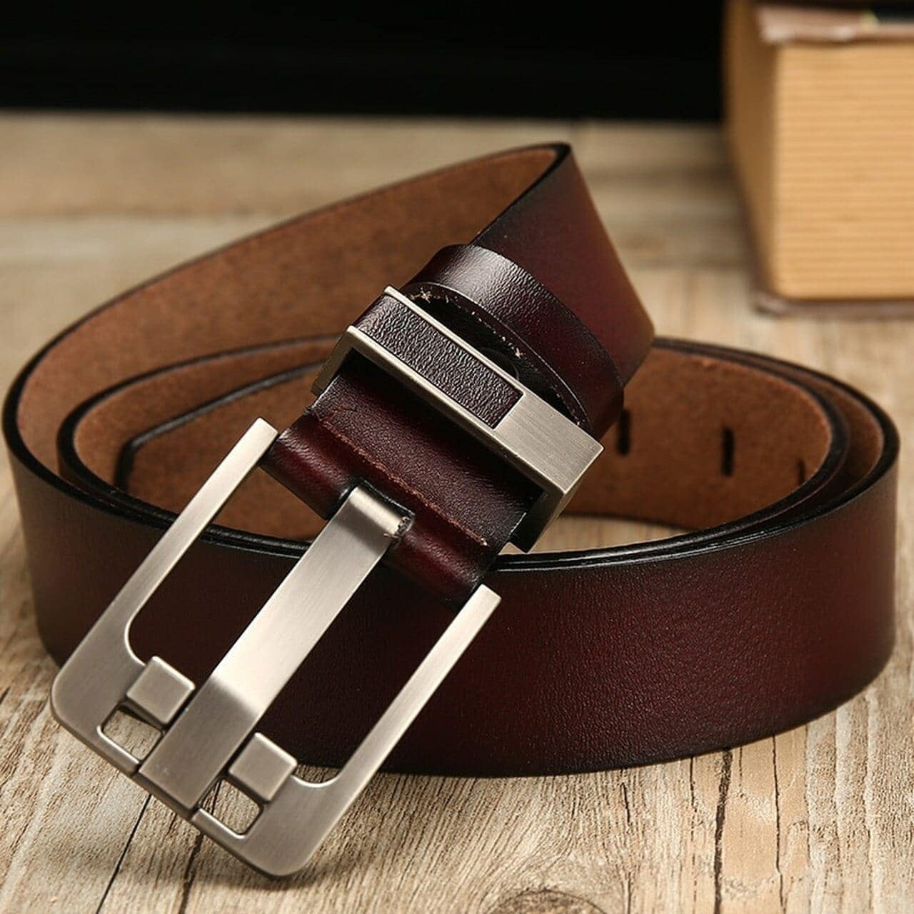 Leather Men Waist Belt in Delhi at ₹ 100 ₹ 300 Pc by Tomo G