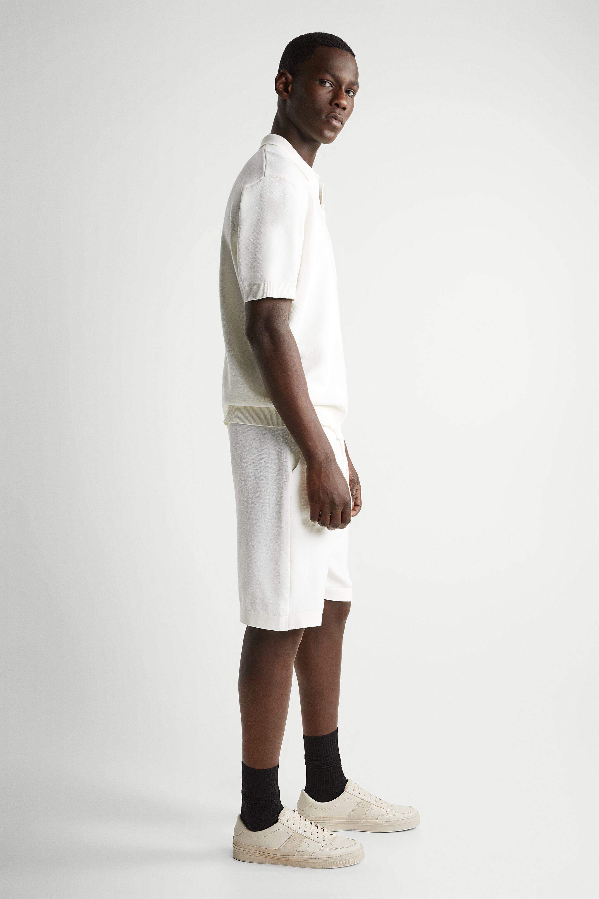 ZARA Mens Knit Polo Shirt (Oyster White 2) in Pune at ₹ 2,678