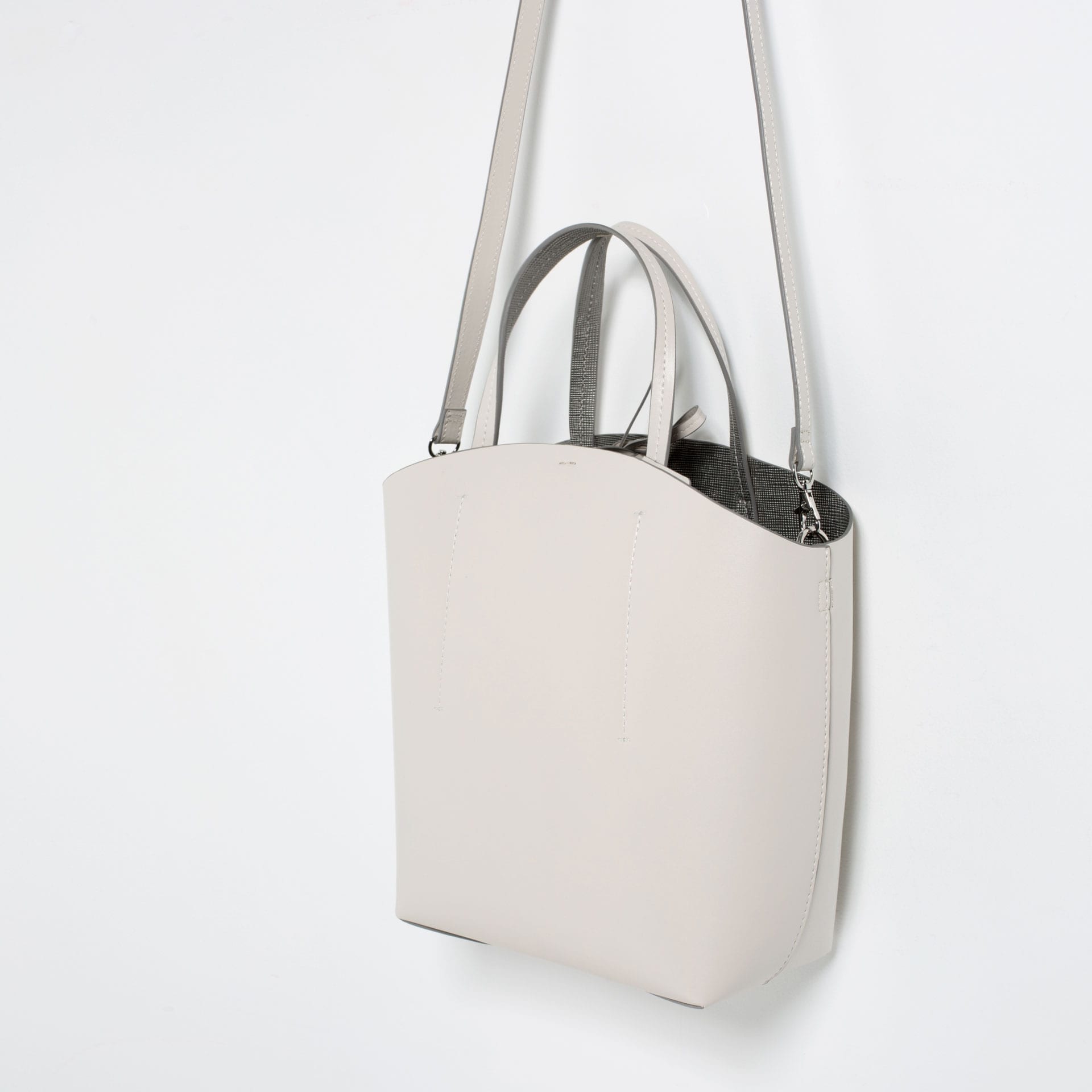 ZARA Mini City Women Bag White [4279/104] in Bangalore at ₹ 1,891