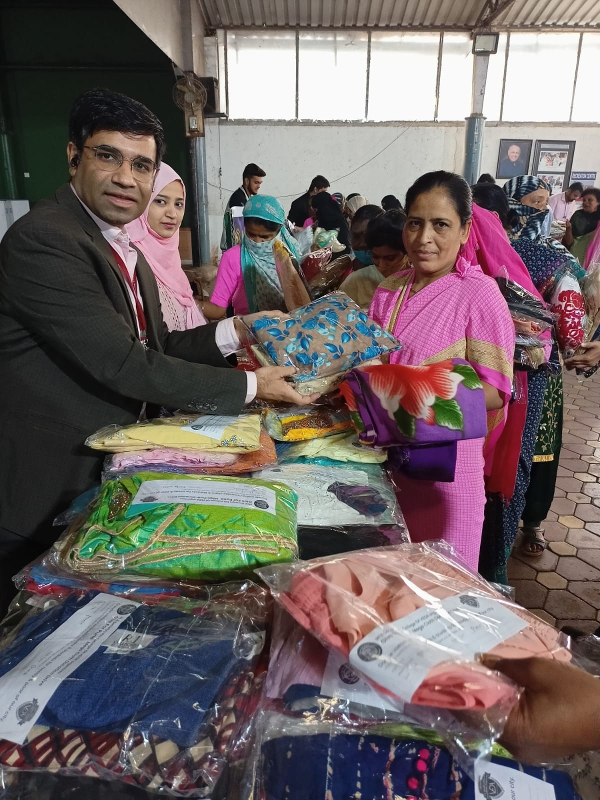 Where To Donate Old Clothes In Pune