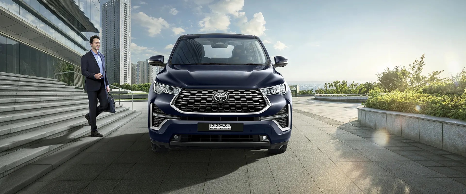 ageha 31冊 Buy Toyota Innova Hycross ZX Hybrid BS6 2.0 - Petrol