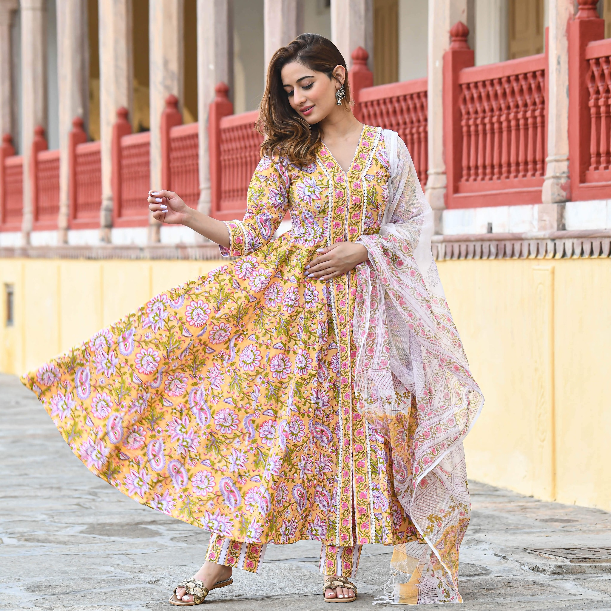 Women Cotton Salwar Suit in Ahmedabad at best price by Ganpati Creation -  Justdial