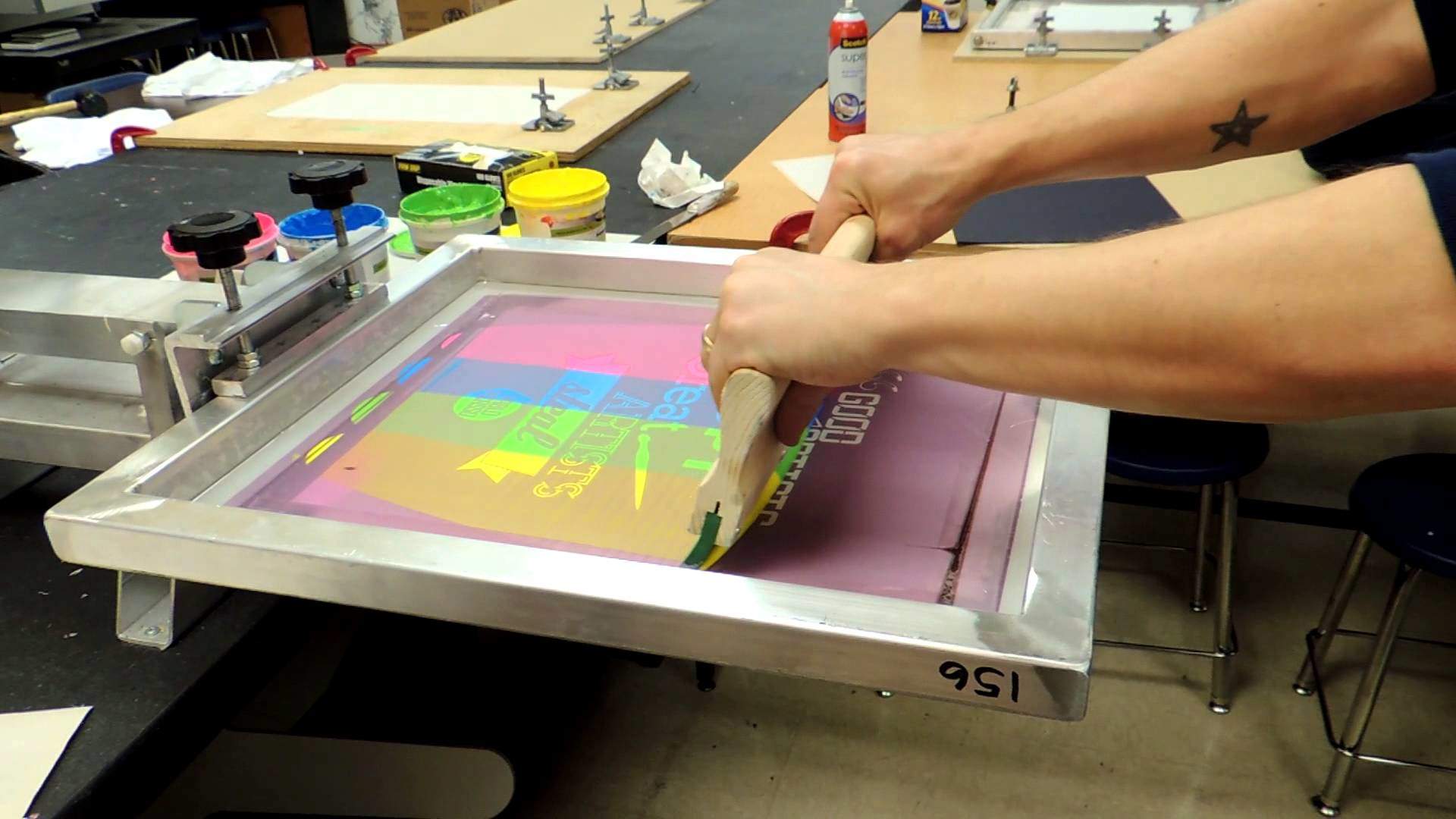 Slik Screen Block Silk Screen Printing Services in Mumbai at best price by Dinesh Screen ...