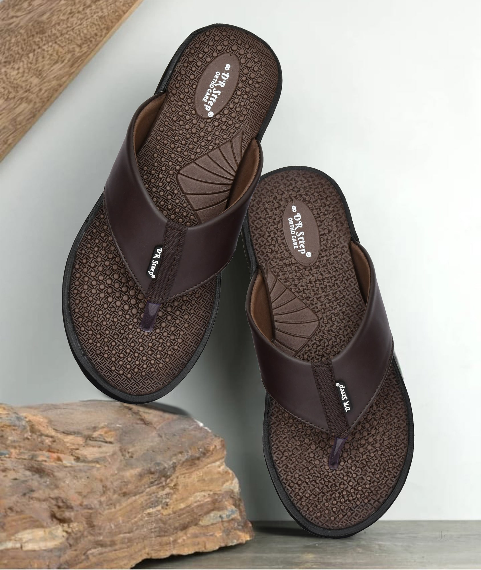 vkc mens slippers in Ujjain Comfortable, Stylish Durable