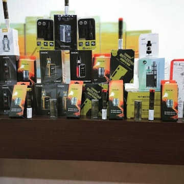 vape lab near me THE VAPOR LAB - Updated May 2026 - 7801 N Oak Trafficway, Kansas City,  Missouri - Vape Shops - Phone Number main image 1