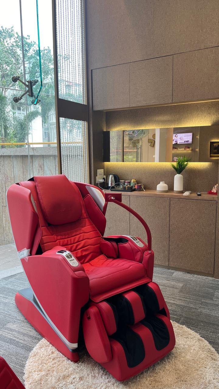 Black Neck Massager Price Starting From Rs 2,000/Pc Find