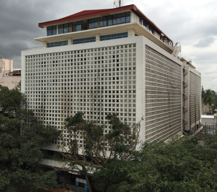 Vee Technologies office