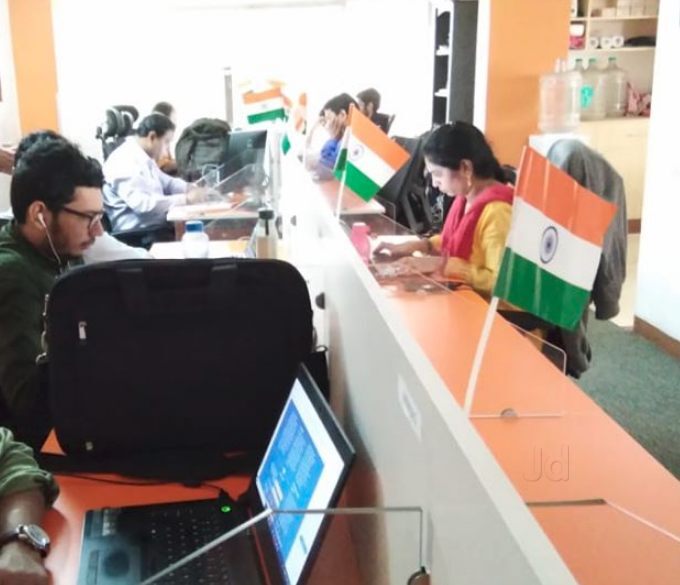 Lavelle Networks office