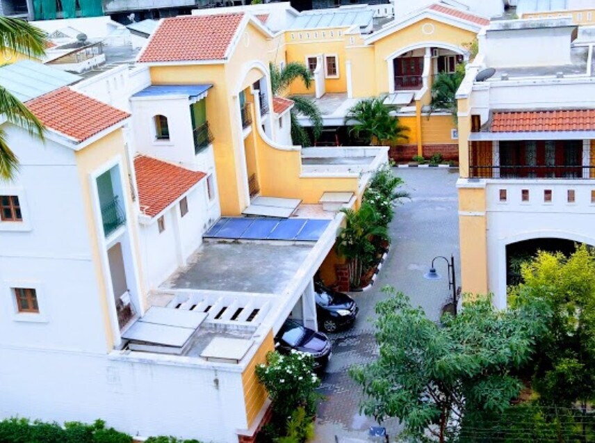 Vaswani Whispering Palms