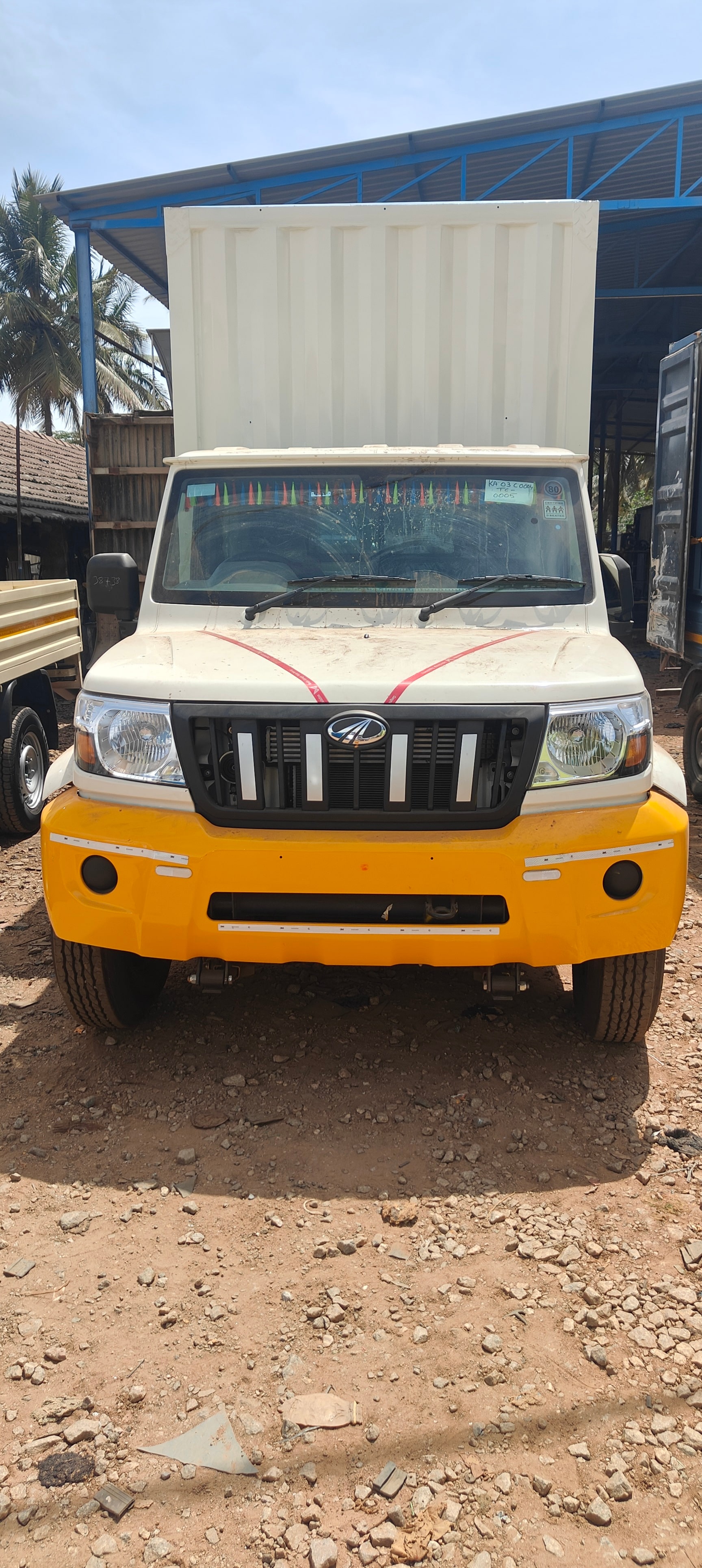Olx Short Bolero Second Hand Price Bolero Pickup Refrigerated - Main Image