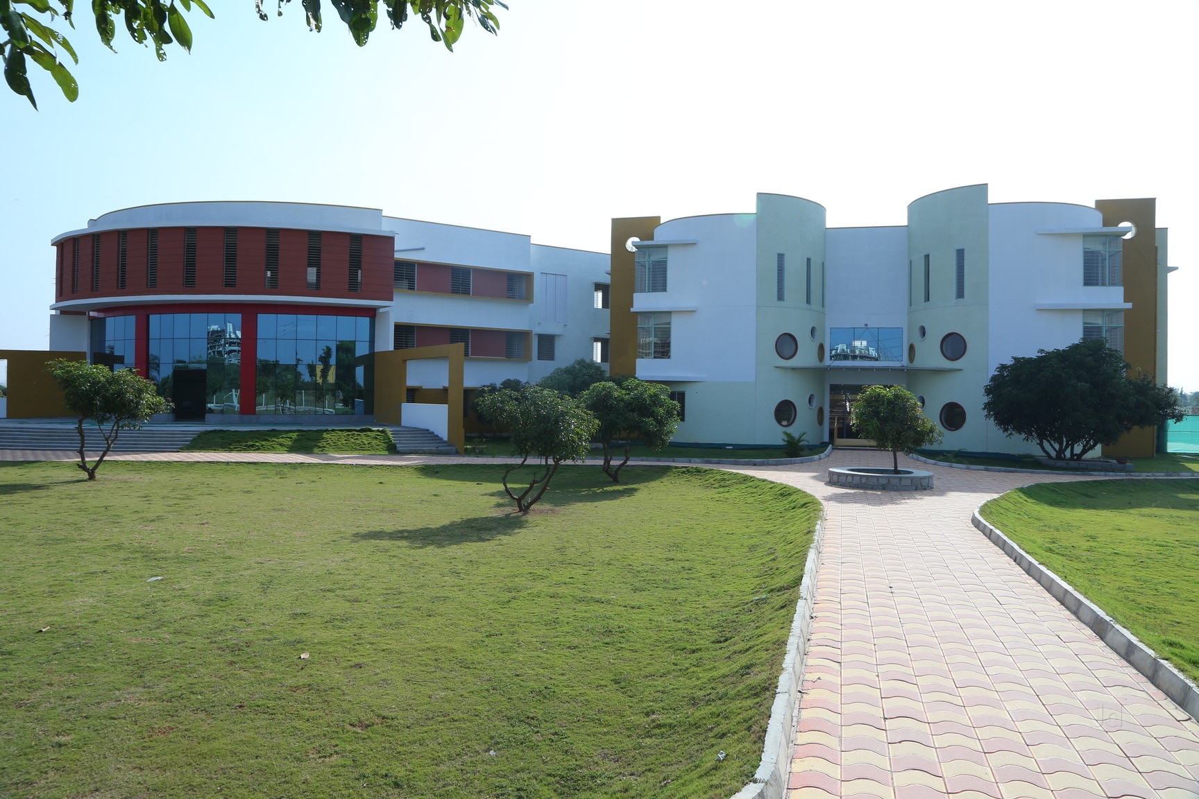 Green Dot International School