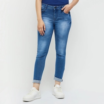 white uptowns near me