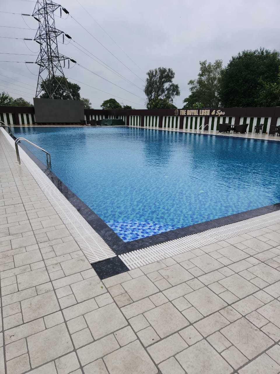 Swimming Pools in Allahabad Luxurious, Durable Customizable