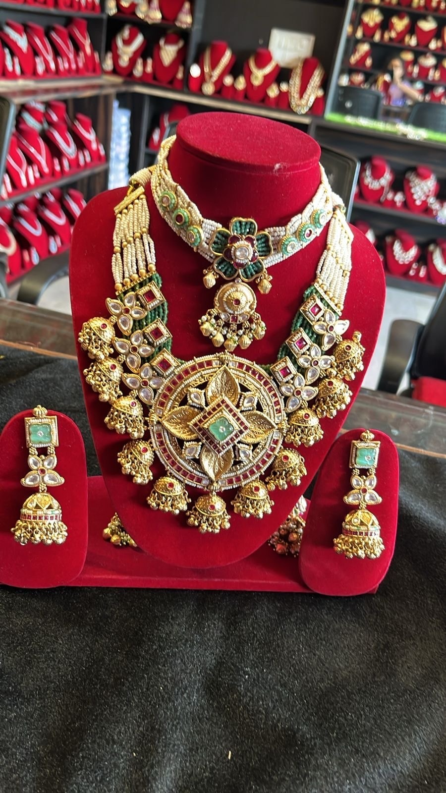 SIYA Gold Bridal Jewellery SIYA Gold Bridal Aabhooshan Price