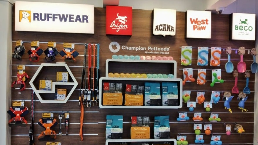 Pet Carrier in Chennai Comfortable, Durable Spacious