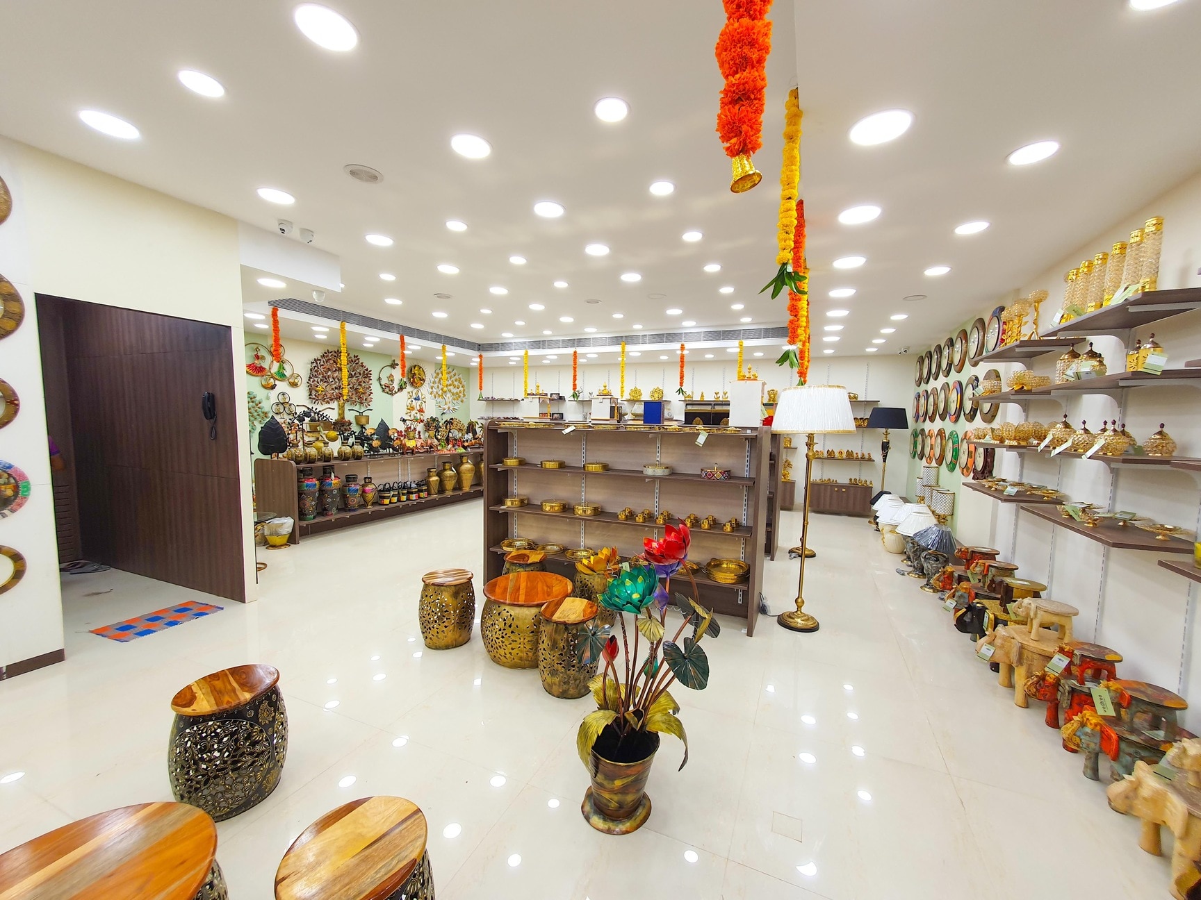 Velachery Wedding Gift Stores Near Me Customized Gift Shop