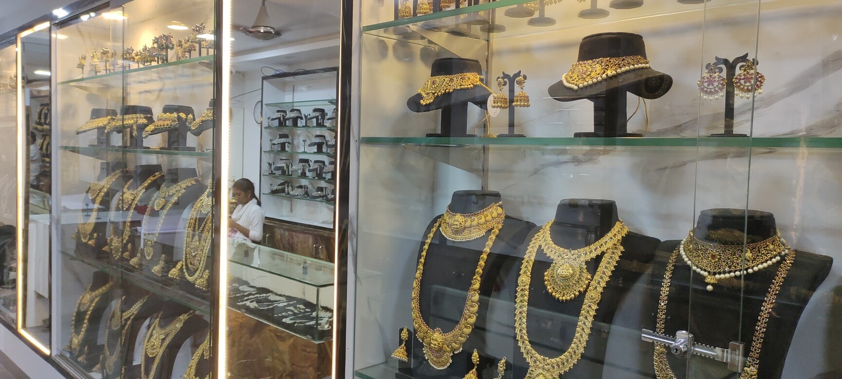 Chennai Caratlane Anna Nagar Anna Nagar Tanishq 2025