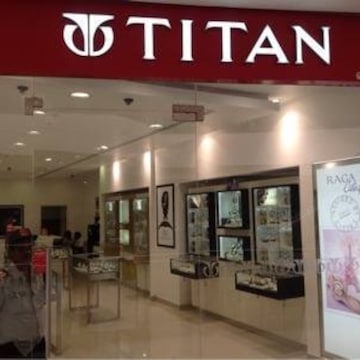 Titan Phoenix Market City in Velacheri Chennai Best Fastrack Wrist Watch Repair Services near me in Chennai Justdial