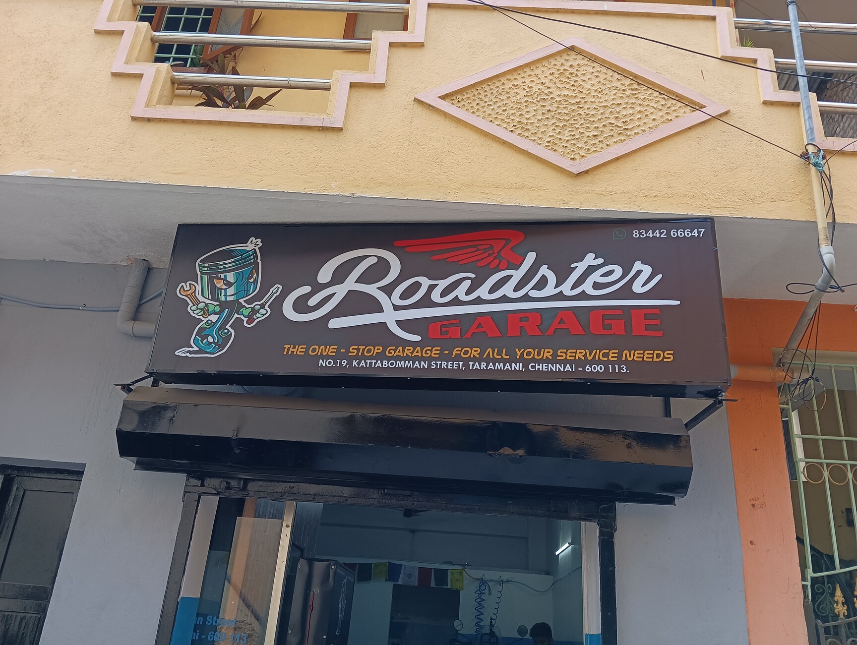 Roadster garage in Tharamani, Chennai - Best Garages in Chennai