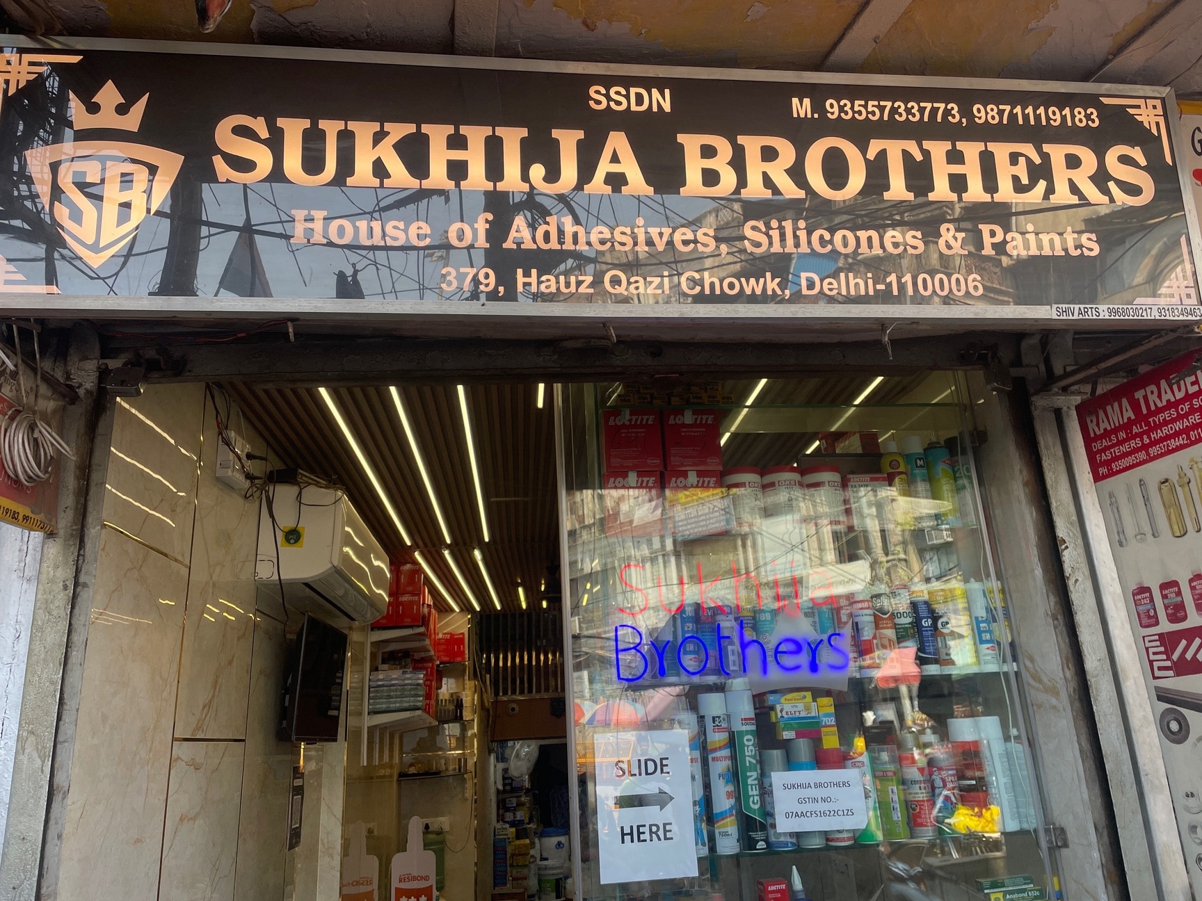 Emulsion Paint in Neemuch Vibrant, Durable Eco-Friendly