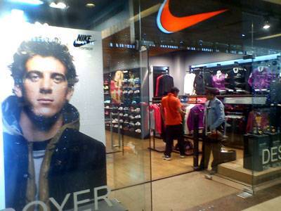 nike store saket
