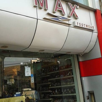 max footwear tilak nagar