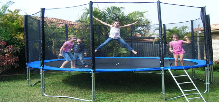 21 Balls 100 Kg Trampoline Jumping 21 Balls 100 Kg Trampoline