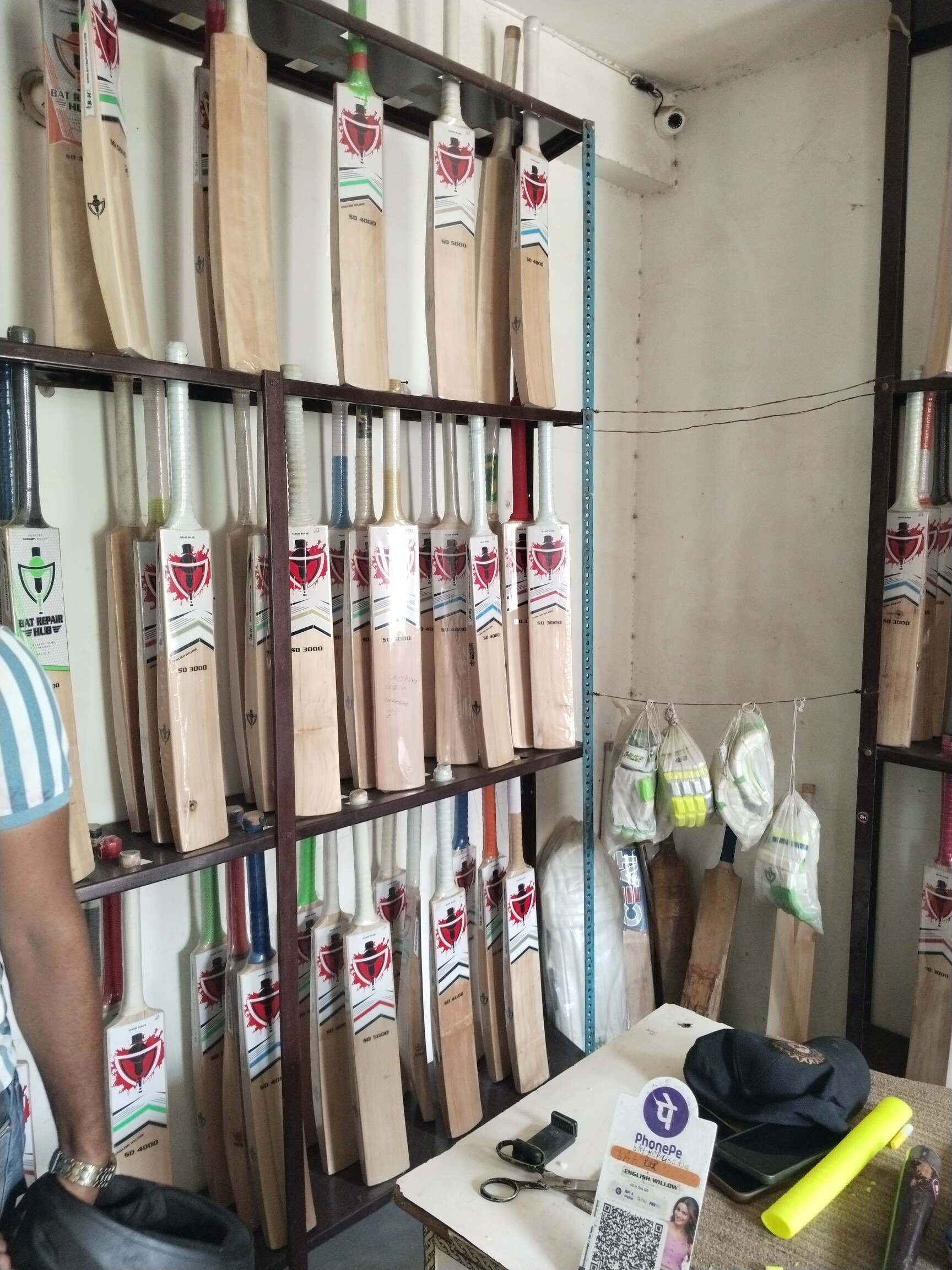 Savage Edition Cricket Bat Savage Edition Cricket Turf Bat Price