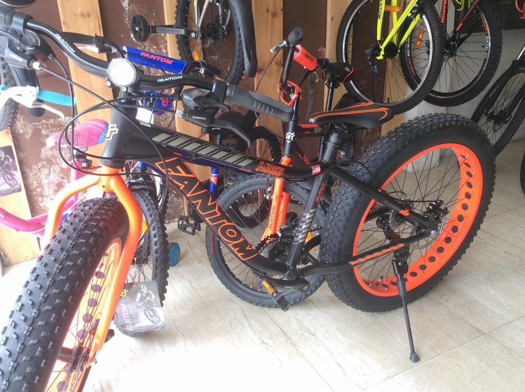 Fantom Viva Single Speed White Cycle Fantom Viva Single