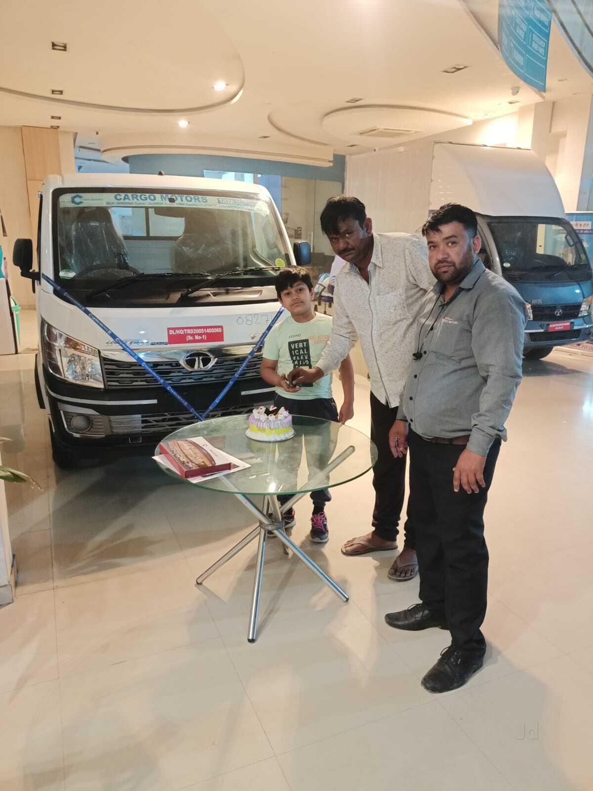 Commercial Vehicle - Reliable, Heavy-Duty & Versatile - Justdial