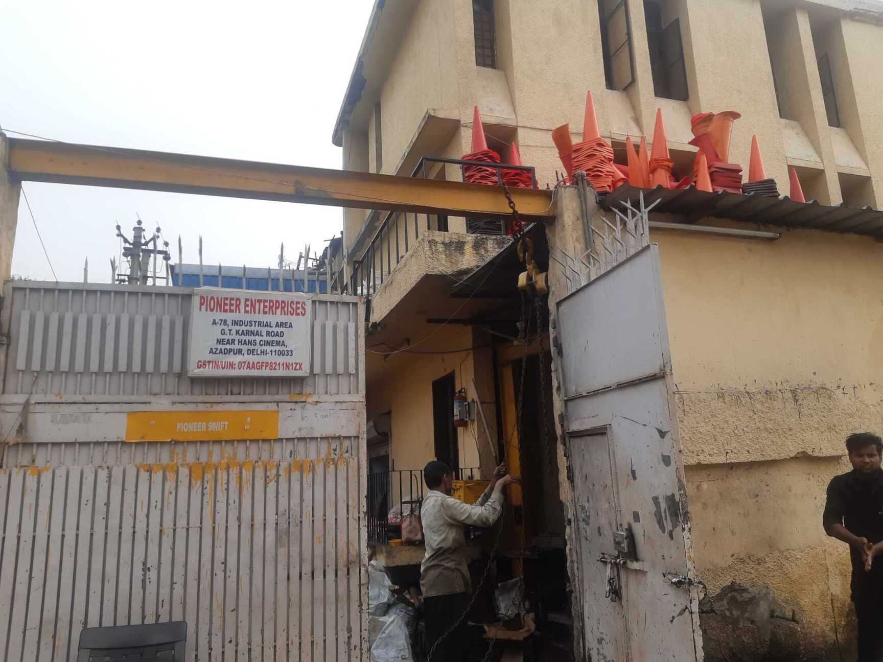 Polycarbonate Lathi in Anand Durable, Lightweight Flexible