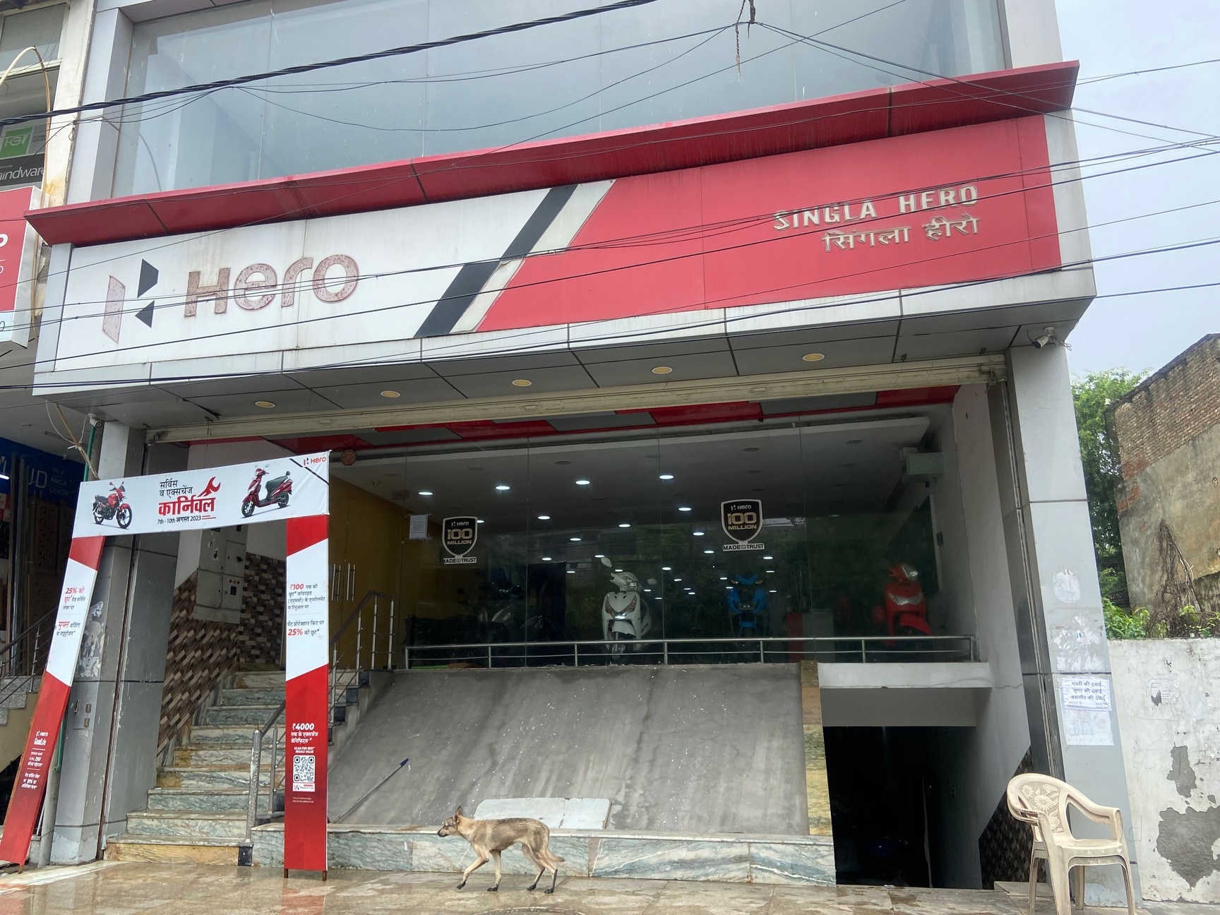 Parts Hero Two Wheeler Showroom Singla Automobiles In Uttam Nagar