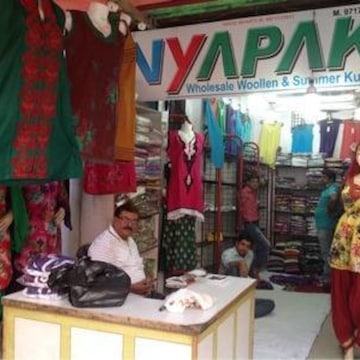 Raunaq kurta pyjama karol bagh sale