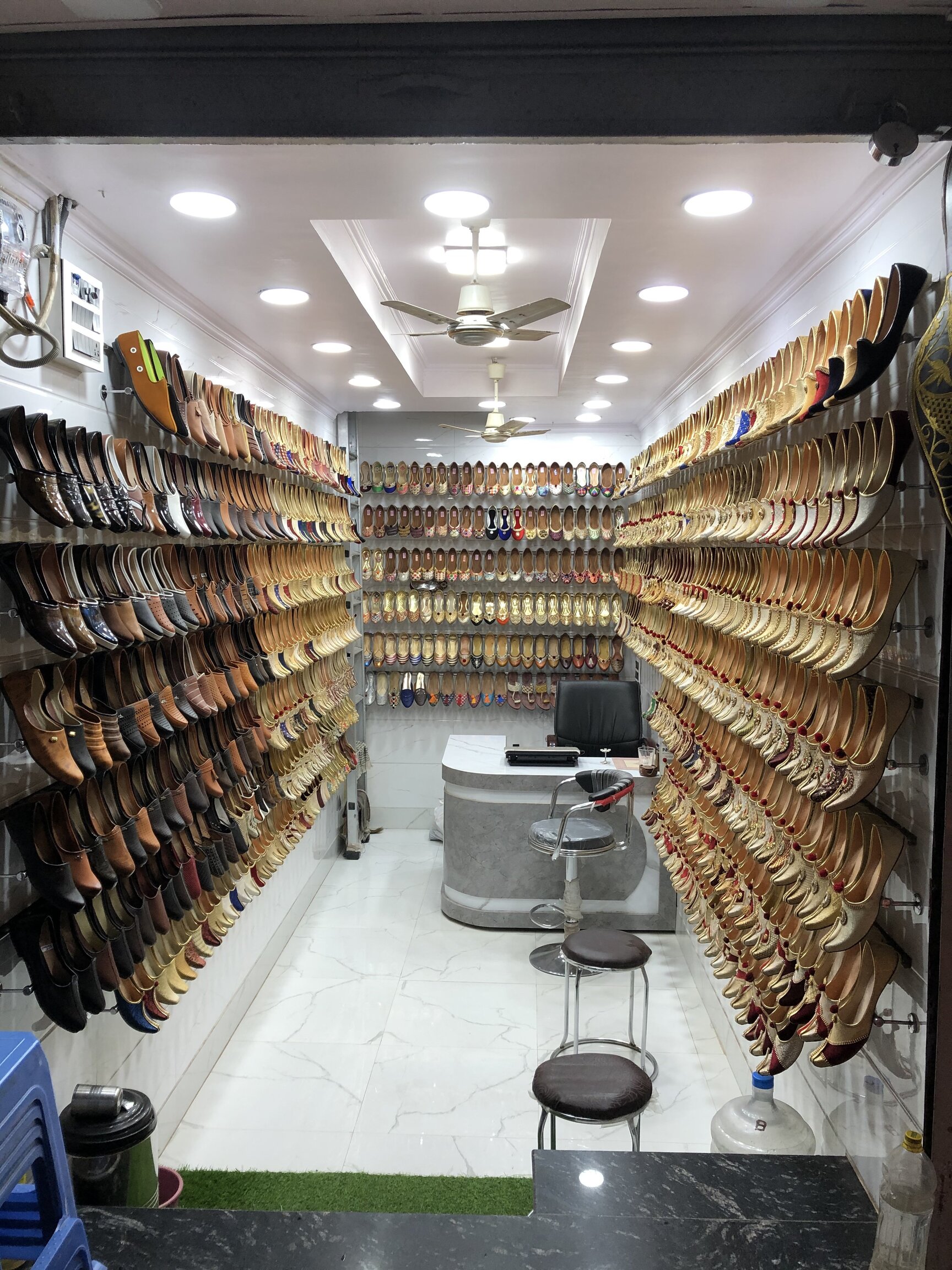 AJANTA Mens Mojaris Price Starting From Rs Find Verified