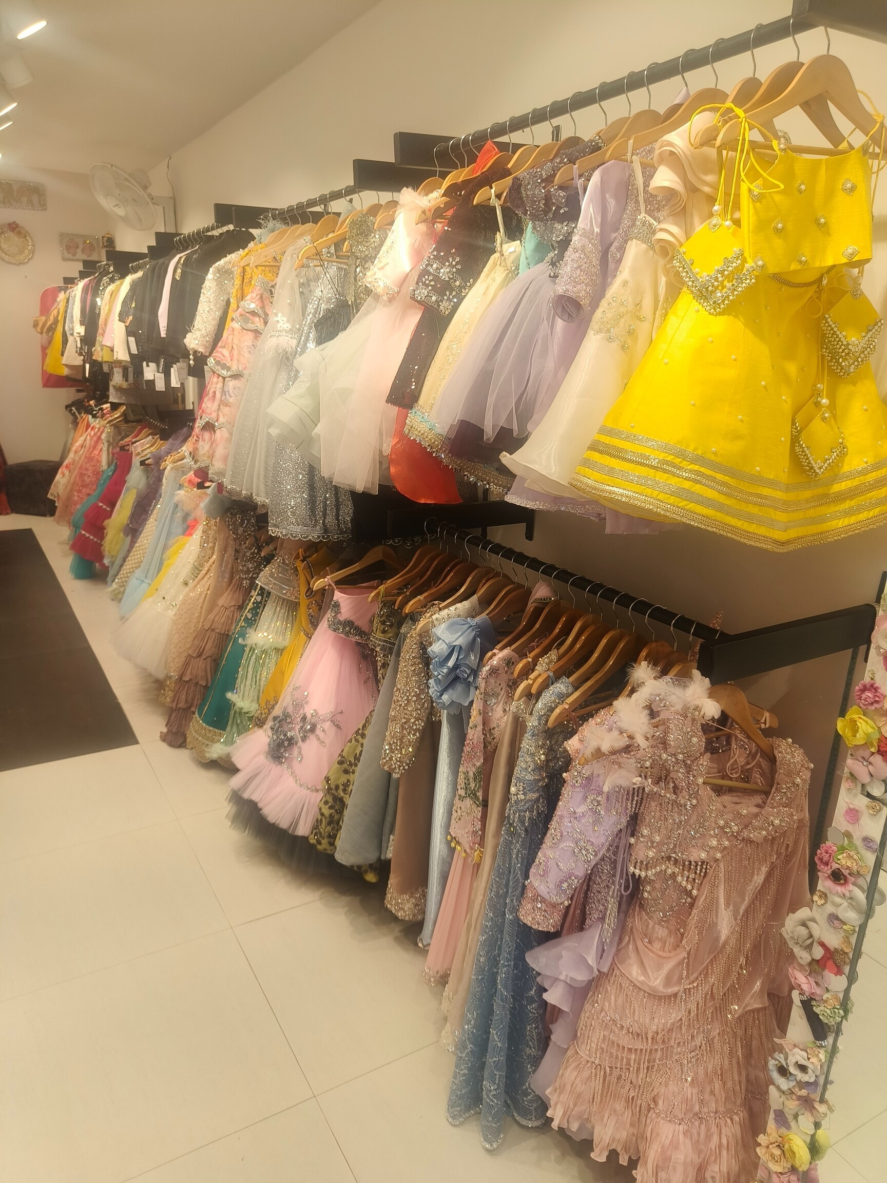 party wear dresses in rajouri garden Rajouri Garden Rent Dress For Wedding Near Me Party Wear Lehenga Rented Lehengas In Rajouri Garden