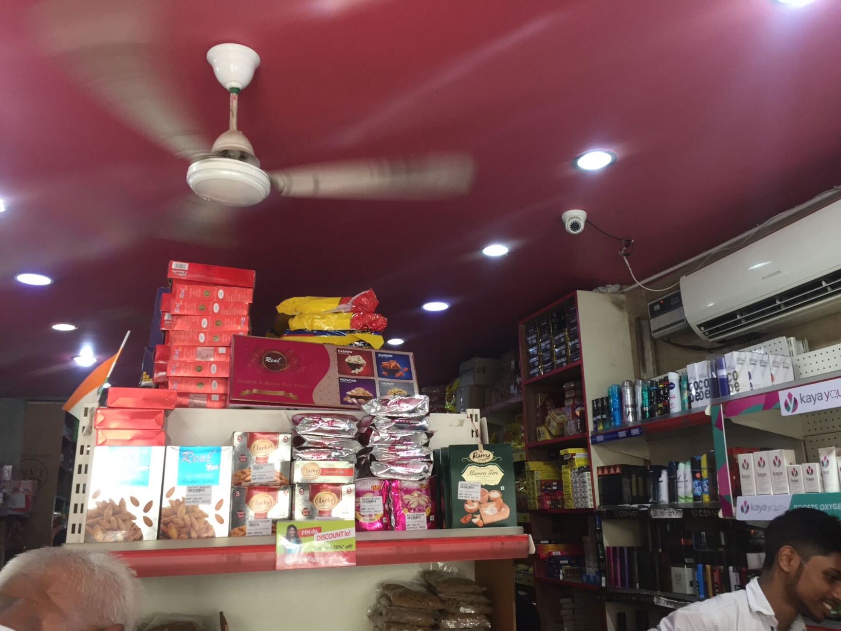 Top Supermarkets near Vaid Brihaspati Dev Triguna Clinic Bhogal - Best ...