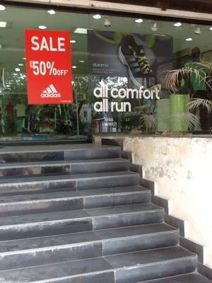 adidas factory outlet moti nagar
