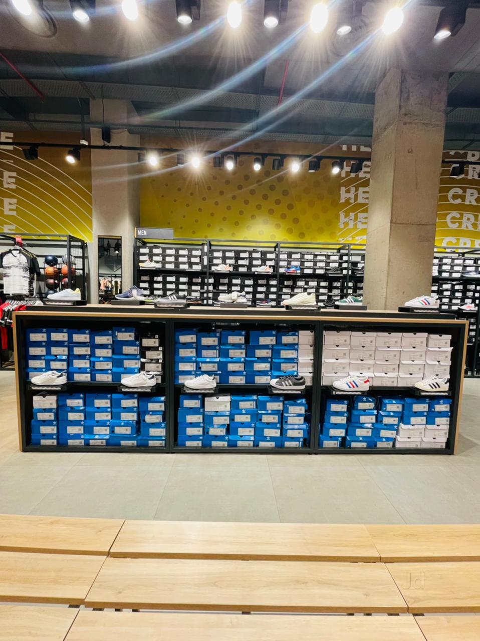 adidas originals promenade mall