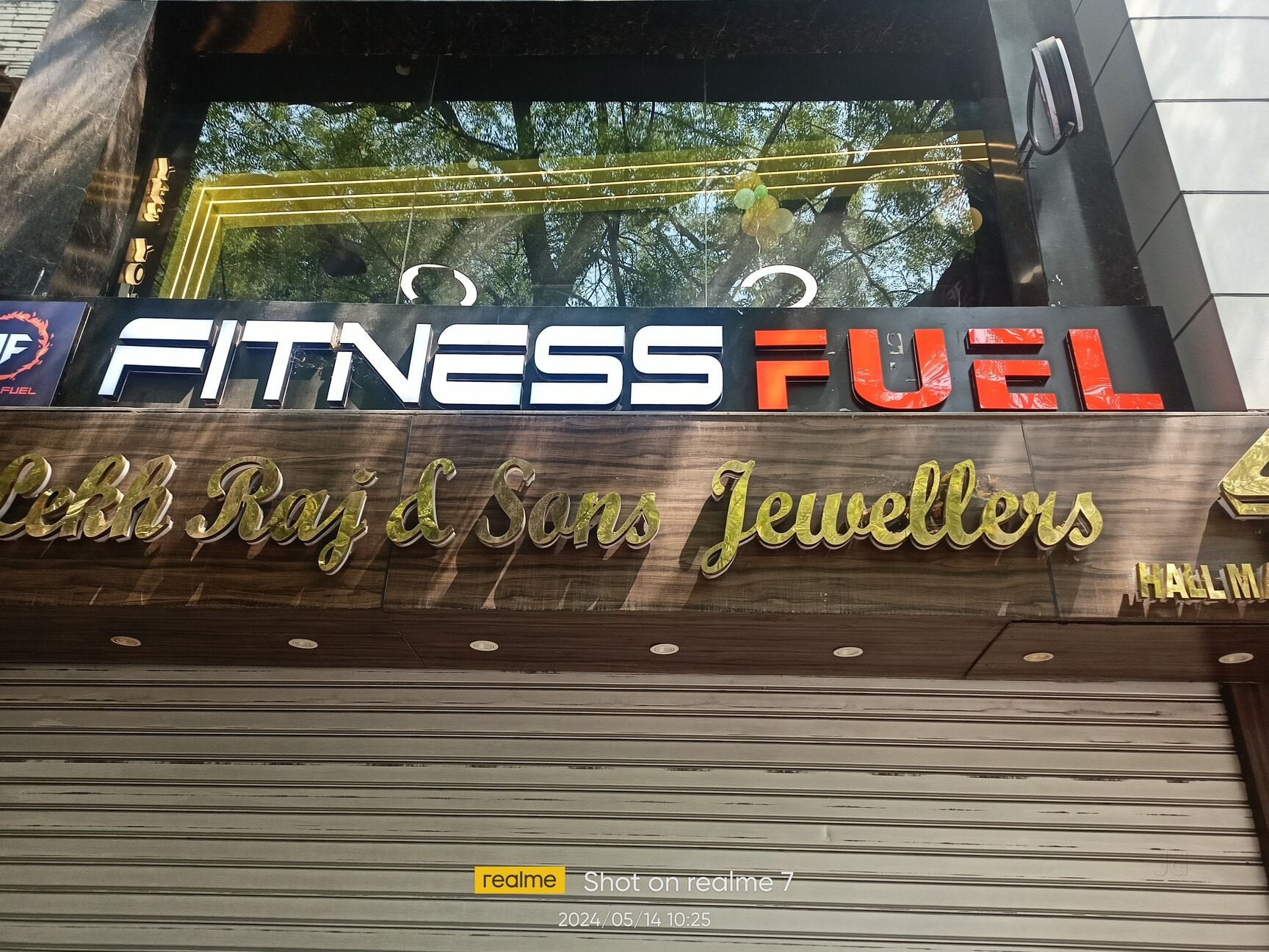 Top Gyms having Reverse Hyper having Reverse Hyper having Reverse Hyper ...