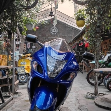 Rent A Ride in Karol Bagh,Delhi - Best Bike On Rent near me