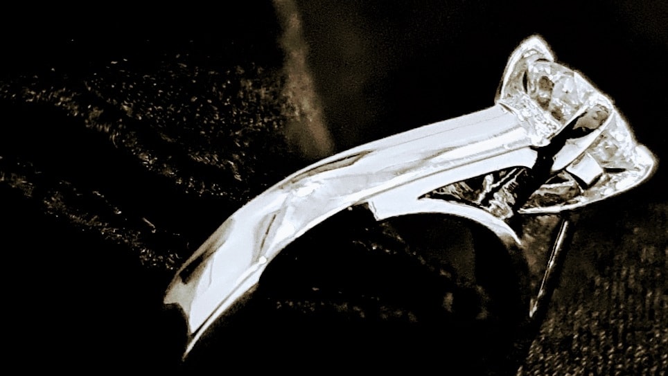 Moissanite Diamond Exquisite, Brilliant Affordable Justdial