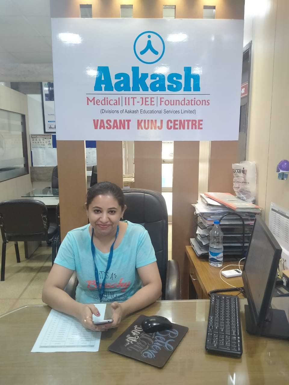 Aakash Institute in Vasant Kunj,Delhi - 𝗩𝗶𝗲𝘄 𝗢𝗳𝗳𝗲𝗿𝘀 - Tutorials  near me in Delhi - Justdial