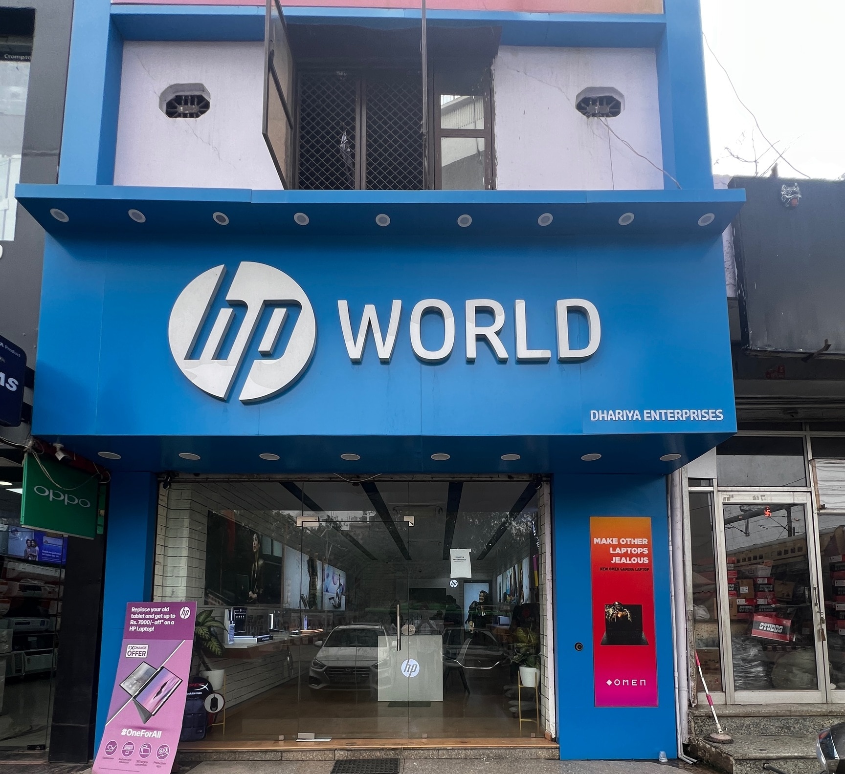 HP Intel Pentium Brilliant Red, Silver TB Laptops Price