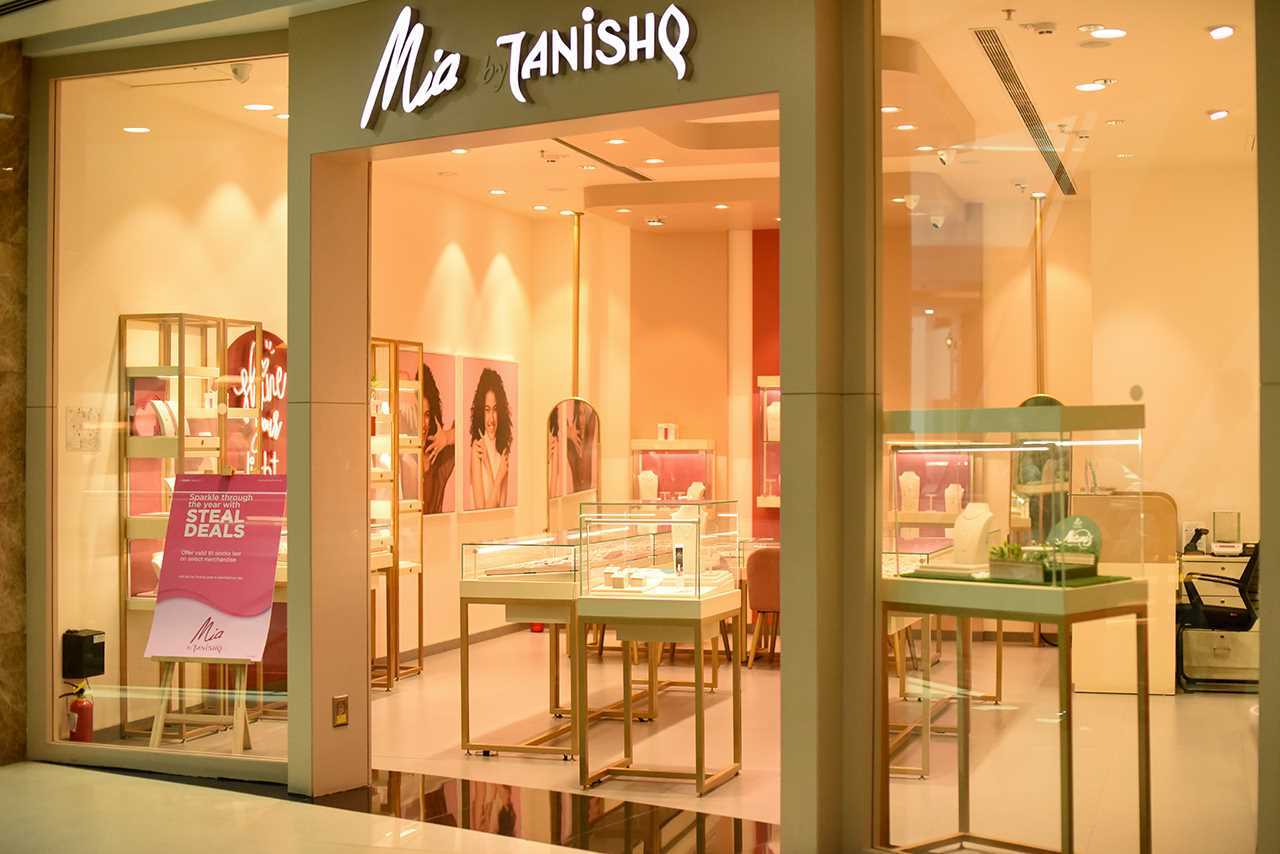 Mia By Tanishq in Edapally,Ernakulam Jewellery Showrooms near me