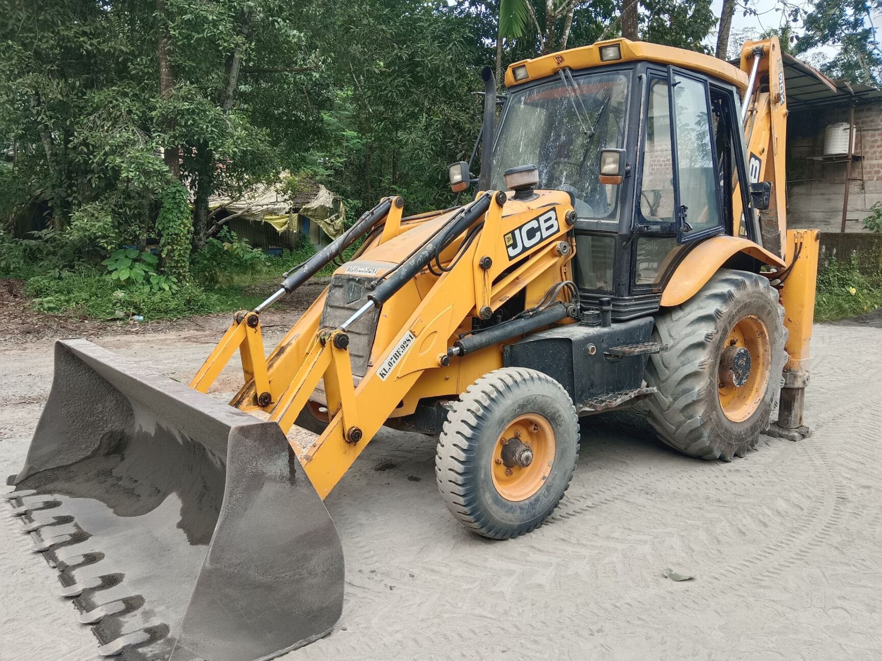 M S Earth Movers in Vyttila, Ernakulam - Best JCB Hire in Ernakulam ...