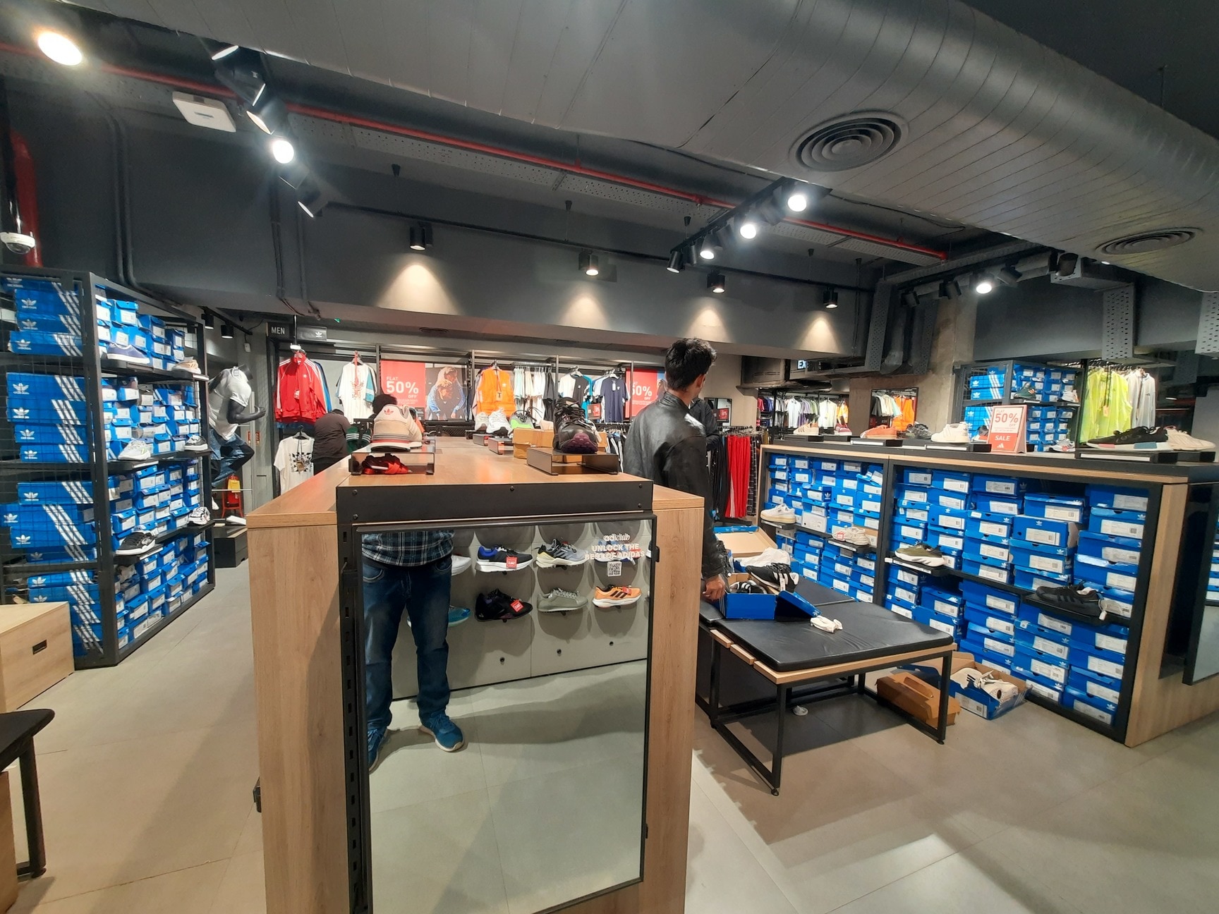 adidas moti nagar