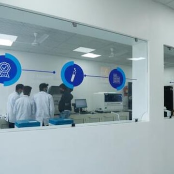 Lab Detail Image