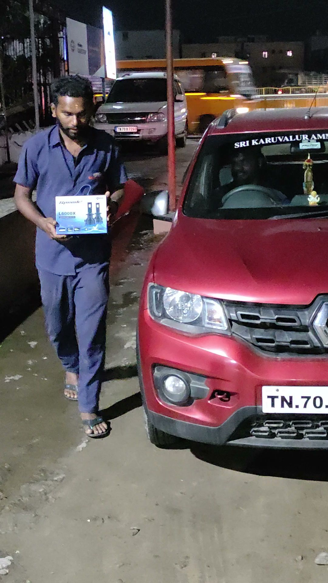 xl6 showroom near me